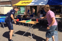 Tafeltennisvereniging Smash op braderie in Monster 2015