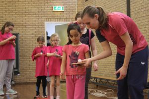 Meidenmiddag 2017 bij tafeltennisvereniging Smash in Monster