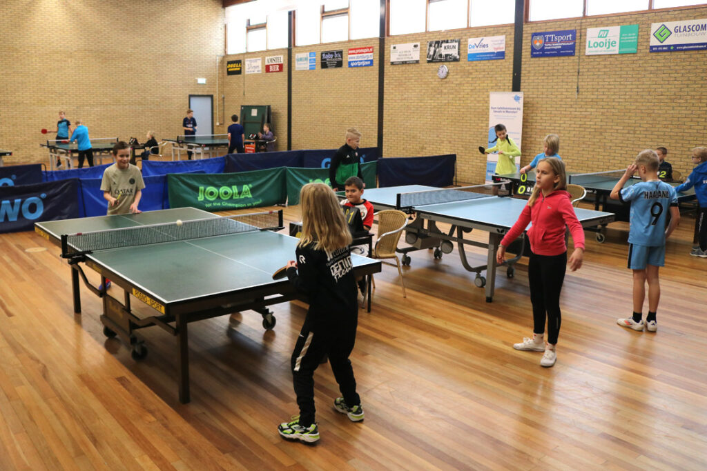 Kindertafeltennisfeest Smash